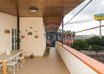 Terrazza - Quadrilocale via Ezio Tarantelli
 
13, Misterbianco - foto 11