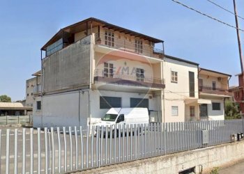 Edificio all\'aperto - Quadrilocale via Ezio Tarantelli
 
13, Misterbianco - foto 18