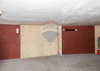 Parcheggio - Appartamento Viale Angelo Vasta
 
4, Catania - foto 8