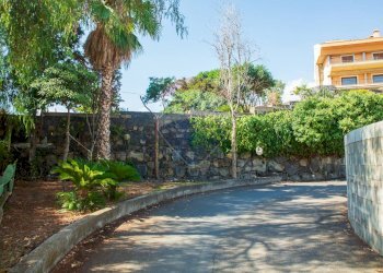 Edificio all\'aperto - Appartamento Viale Angelo Vasta
 
4, Catania - foto 12