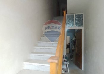 Scale - Capannone via str. 61
 
5, Giarre - foto 15