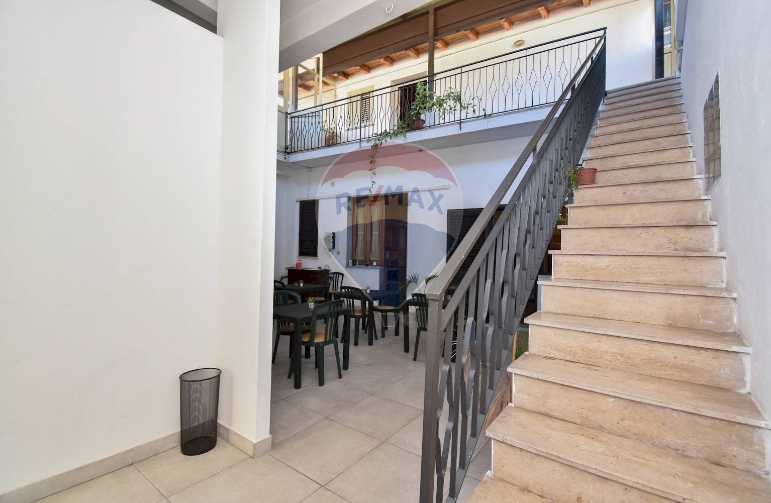 Scale - Casa indipendente VIA G.SCIUTI
 
27, Giarre - foto 3