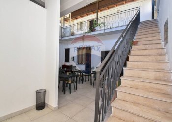 Scale - Casa indipendente VIA G.SCIUTI
 
27, Giarre - foto 3