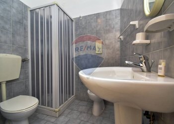 Bagno - Casa indipendente VIA G.SCIUTI
 
27, Giarre - foto 10