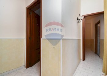 Hall / corridoio - Casa indipendente VIA G.SCIUTI
 
27, Giarre - foto 22