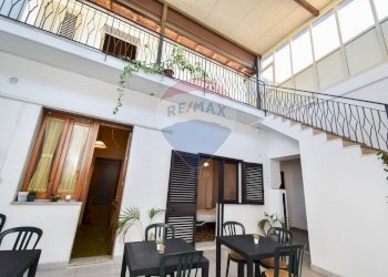 Spazio interno - Casa indipendente VIA G.SCIUTI
 
27, Giarre - foto 39