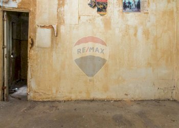 Edificio all\'aperto - Casa indipendente Via Fratelli D'Antoni
 
78, Catania - foto 33