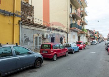Edificio all\'aperto - Casa indipendente Via Fratelli D'Antoni
 
78, Catania - foto 49