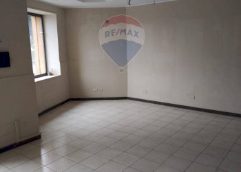 Stanza vuota - Locale Commerciale via petrarca
8, Piazza Armerina - foto 18