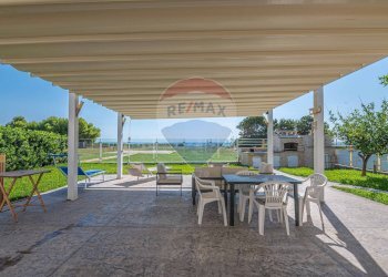 Terrazza - Casa semi indipendente via caponegro traversa VI
 
10, Avola - foto 2