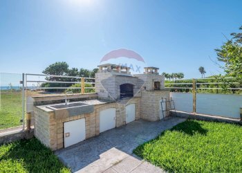 Terrazza - Casa semi indipendente via caponegro traversa VI
 
10, Avola - foto 30