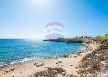 Vista dell\'acqua - Casa semi indipendente via caponegro traversa VI
 
10, Avola - foto 44