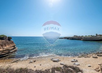 Vista dell\'acqua - Casa semi indipendente via caponegro traversa VI
 
10, Avola - foto 45