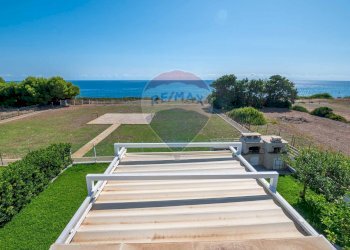 Vista dell\'acqua - Casa semi indipendente via caponegro traversa VI
 
10, Avola - foto 52