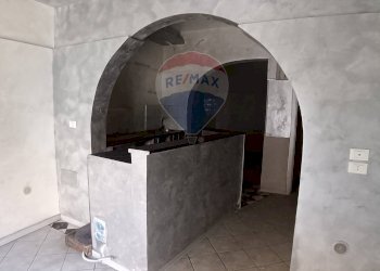 Ricezione / Lobby - Casa indipendente via vittorio emanuele
 
310, Biancavilla - foto 1