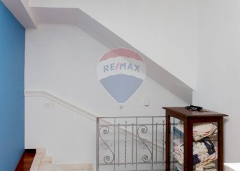 Scale - Villa a Schiera via vampolieri
 
34, Aci Catena - foto 9