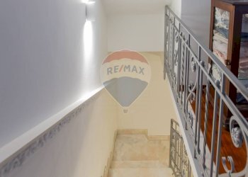 Scale - Villa a Schiera via vampolieri
 
34, Aci Catena - foto 21