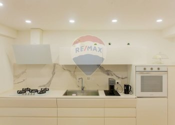 Cucina - Villa a Schiera via vampolieri
 
34, Aci Catena - foto 34