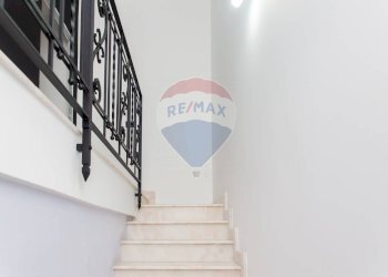 Scale - Villa a Schiera via vampolieri
 
34, Aci Catena - foto 45