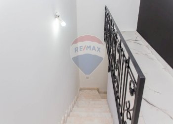 Scale - Villa a Schiera via vampolieri
 
34, Aci Catena - foto 46