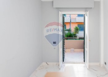 Stanza vuota - Villa a Schiera via vampolieri
 
34, Aci Catena - foto 54