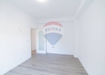 Stanza vuota - Quadrilocale Via Vittorio Emanuele
 
101, Aci Catena - foto 14