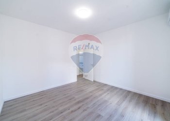 Stanza vuota - Quadrilocale Via Vittorio Emanuele
 
101, Aci Catena - foto 16