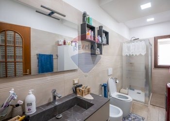 Bagno - Quadrilocale Via Giacomo Leopardi
 
12, Caltagirone - foto 7