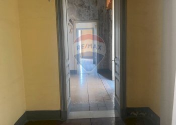 Hall / corridoio - Appartamento via teatro
 
10, Paterno - foto 2