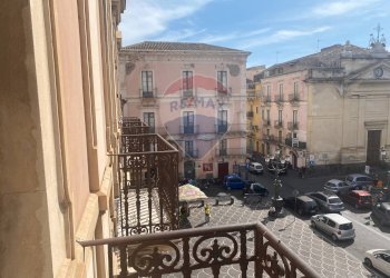 Balcone - Appartamento via teatro
 
10, Paterno - foto 5