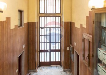 Ricezione / Lobby - Quadrilocale Via Federico Ciccaglione
 
68, Catania - foto 6