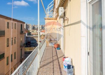 Balcone - Quadrilocale Via Federico Ciccaglione
 
68, Catania - foto 13