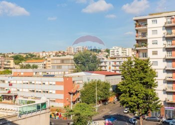 Edificio all\'aperto - Quadrilocale Via Federico Ciccaglione
 
68, Catania - foto 26