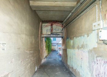 Hall / corridoio - Quadrilocale Via Federico Ciccaglione
 
68, Catania - foto 30