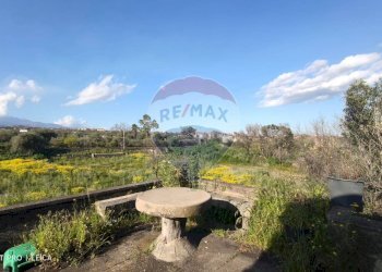 Giardino - Rustic Via delle Vigne e Mangione
 
snc, Misterbianco - photo 2