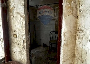 antibagno+bagno - Casa indipendente Via De Lorenzo
 
108, Catania - foto 7