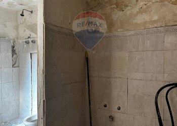 Bagno - Casa indipendente Via De Lorenzo
 
108, Catania - foto 8