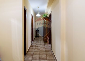 Hall / corridoio - Trilocale via Francesco Orestano
 
57, Aci Sant'Antonio - foto 3