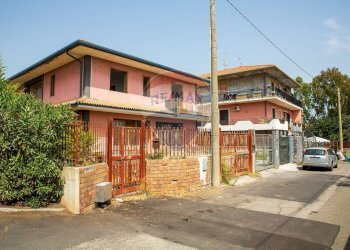 Casa all\'aperto - Casa semi indipendente via agnano
 
17, San Giovanni la Punta - foto 8