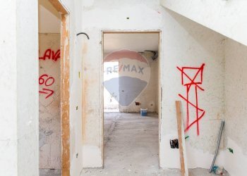 Stanza vuota - Casa semi indipendente via agnano
 
17, San Giovanni la Punta - foto 23