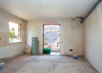 Stanza vuota - Casa semi indipendente via agnano
 
17, San Giovanni la Punta - foto 25