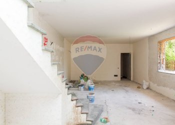 Stanza vuota - Casa semi indipendente via agnano
 
17, San Giovanni la Punta - foto 30