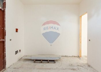 Stanza vuota - Casa semi indipendente via agnano
 
17, San Giovanni la Punta - foto 33