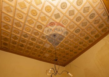 Dettagli - Trilocale via AZZOLINA
 
1, Caltagirone - foto 22