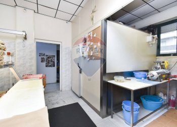 Cucina - Commercial Premises via etnea
 
374, Mascalucia - photo 27