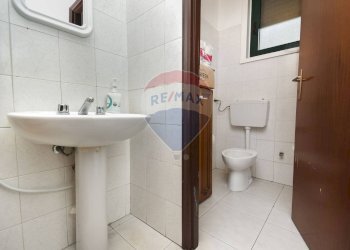 Bagno - Commercial Premises via etnea
 
374, Mascalucia - photo 29