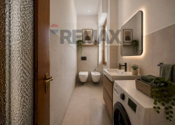 Bagno - Apartment Via Trieste
 
2/C, San Giovanni Valdarno - photo 18
