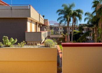 Casa all\'aperto - Trilocale Via Spiaggia
 
353, Mascali - foto 8