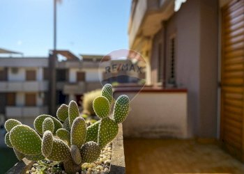 Giardino - Trilocale Via Spiaggia
 
353, Mascali - foto 12