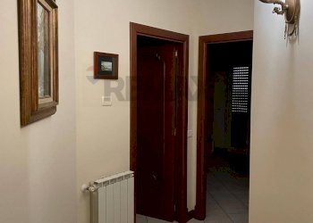 Hall / corridoio - Trilocale Via Consolare Valeria
 
74, Giardini-Naxos - foto 15